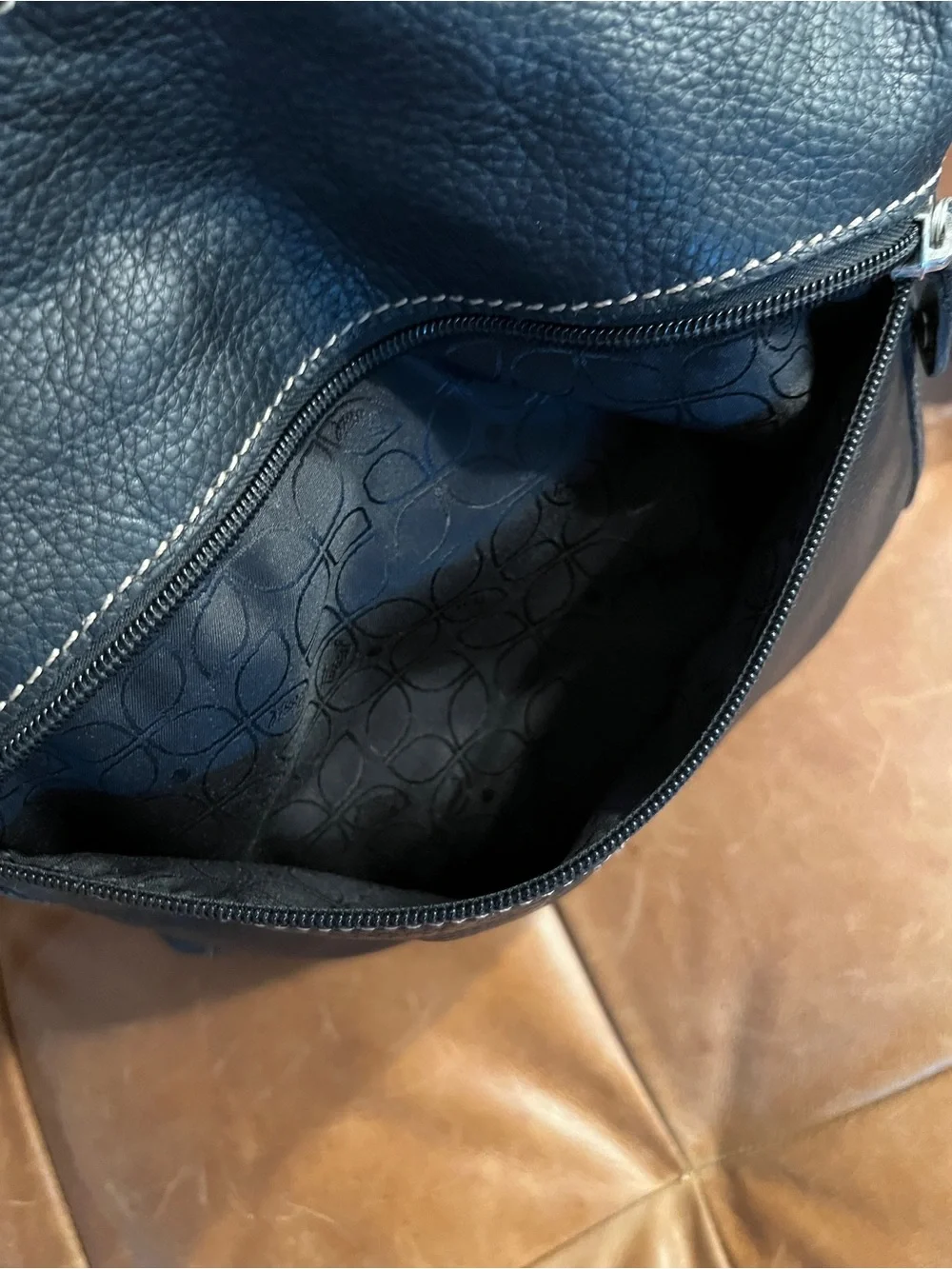 Fossil Black Leather Sutton Messenger Crossbody Bag